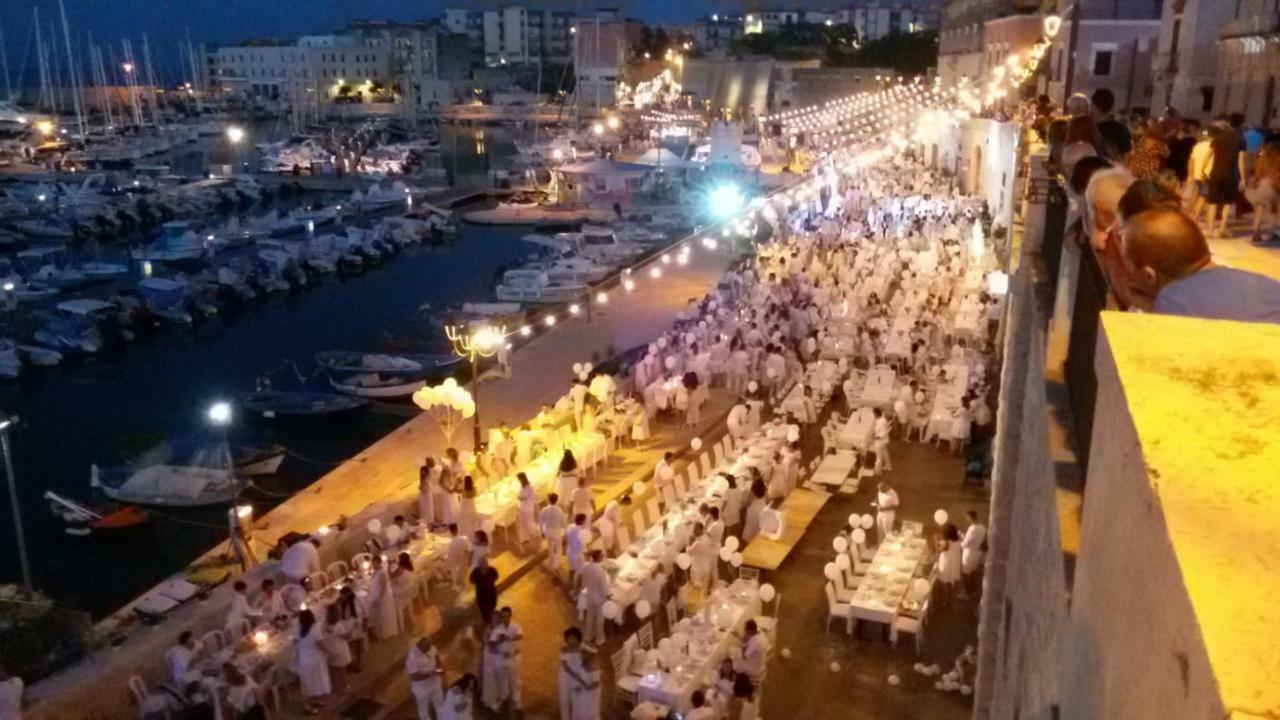Вилла Tre Metri Sopra Il Mare Бишелье Экстерьер фото